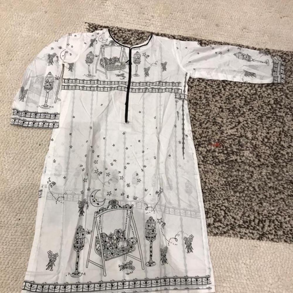 Lawn Pakistani kurtas